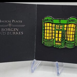 Harry Potter Loot Crate Borgin and Burkes Enamel Pin - Green and Yellow